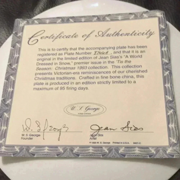 A world dressed in snow collectors‎ plate - Picture 4 of 4